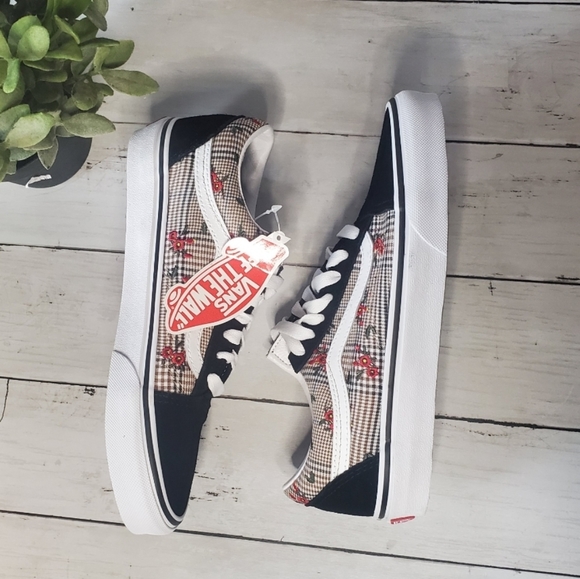 vans glen plaid floral classic slip on womens shoes